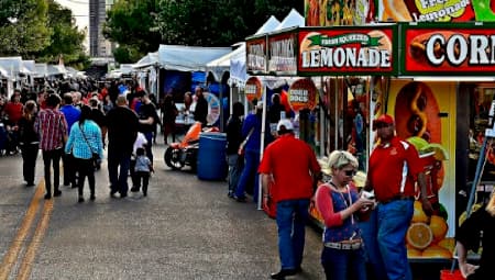 https://www.deepellumtexas.com/wp-content/uploads/Deep  Ellum  Arts  Festival